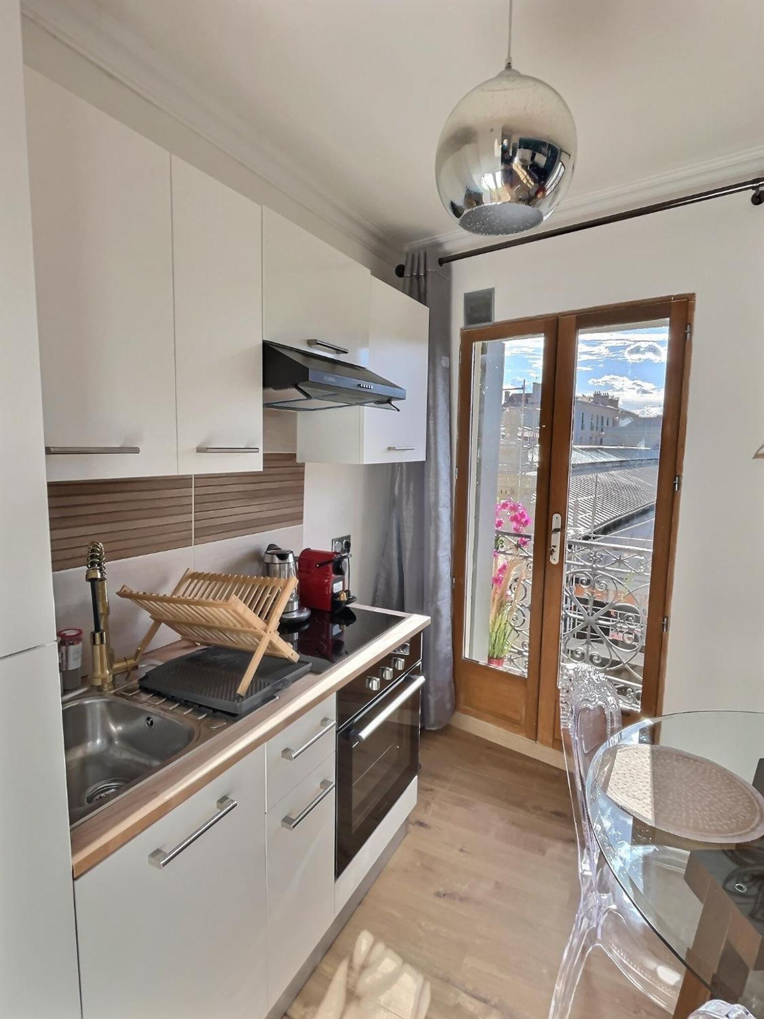 Appartement De Charme Avec Balcon Au Pied Des Commerces Безье Экстерьер фото